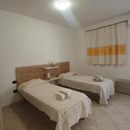 Apartamento Monolocale In Centro Con Parcheggio Privato Palau Exterior foto